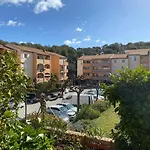 Charmant Studio Costebelle Proche Gare, Terrasse Et Parking Gratuit